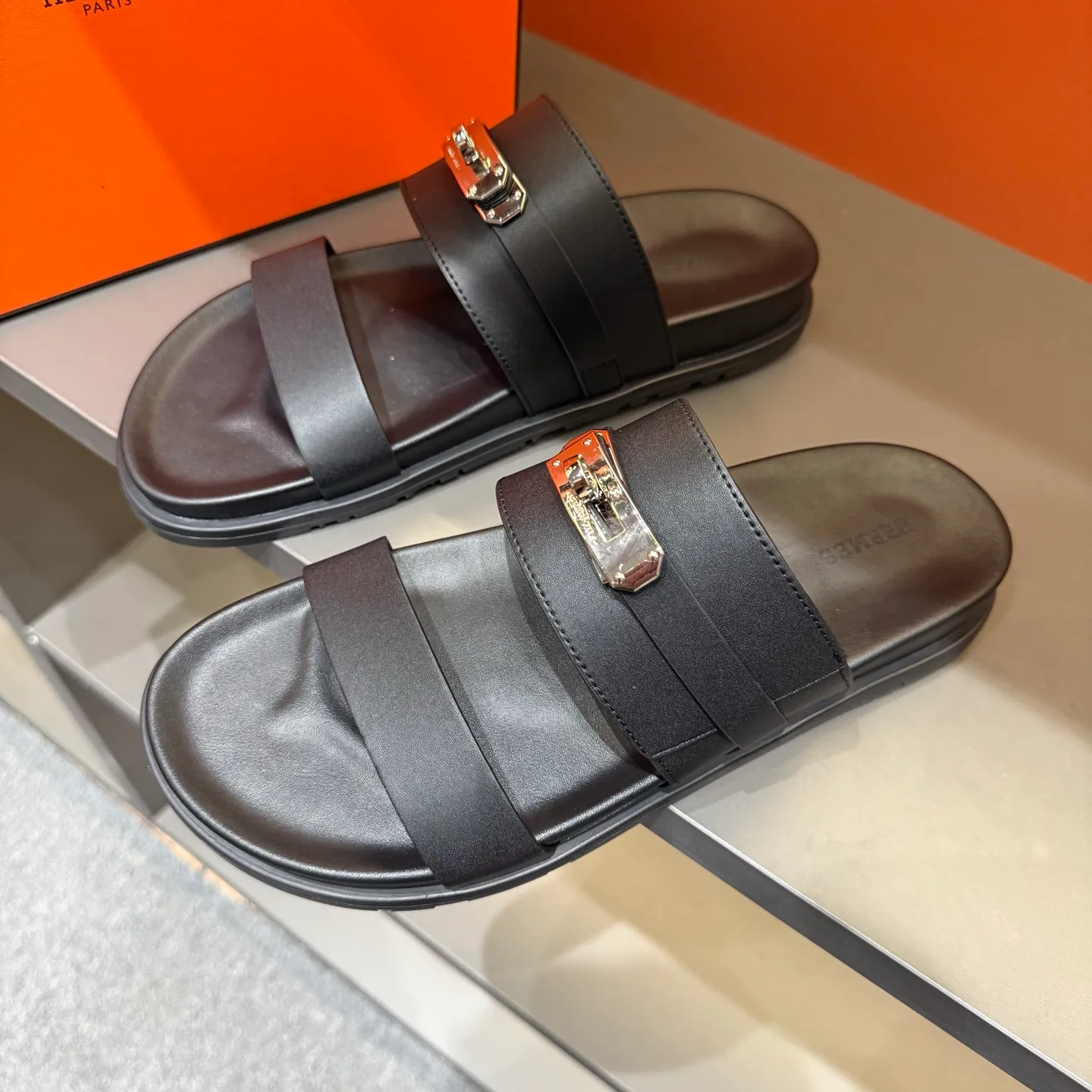 Men's shoes 💰300, size 38-45, the new 2014 summer Hermes shoes are the same as the original ones, handmade by masters! ❥High-end customization, exclusive products, the highest version in the industry⚠❥Using: Hermers upper: (pursuing top walking comfort) ✨Top quality on sale━━━━Hermes━━━━━
